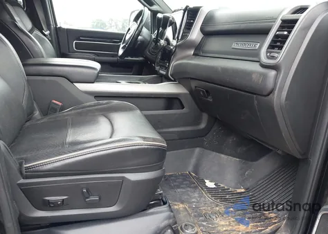 2020 Ram 2500 Laramie 4X4 6'4 Box z USA, uszkodzony, nr VIN 3C6UR5NL0LG103983